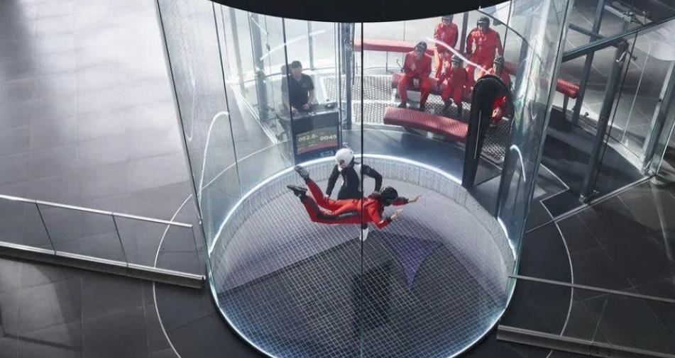 翼装飞行三人魂断天门山,天门山极限运动翼装飞行