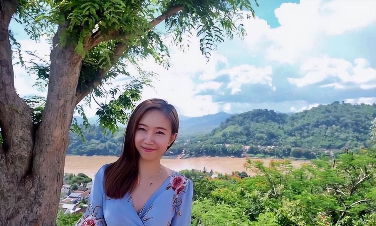 老挝找一个24小时私人导游多少钱,中国人去老挝做导游赚钱吗