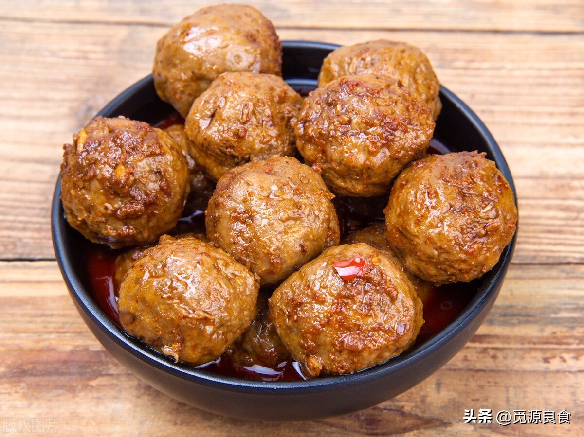 丸子的做法肉丸子有弹性,肉丸子如何调制又嫩又滑