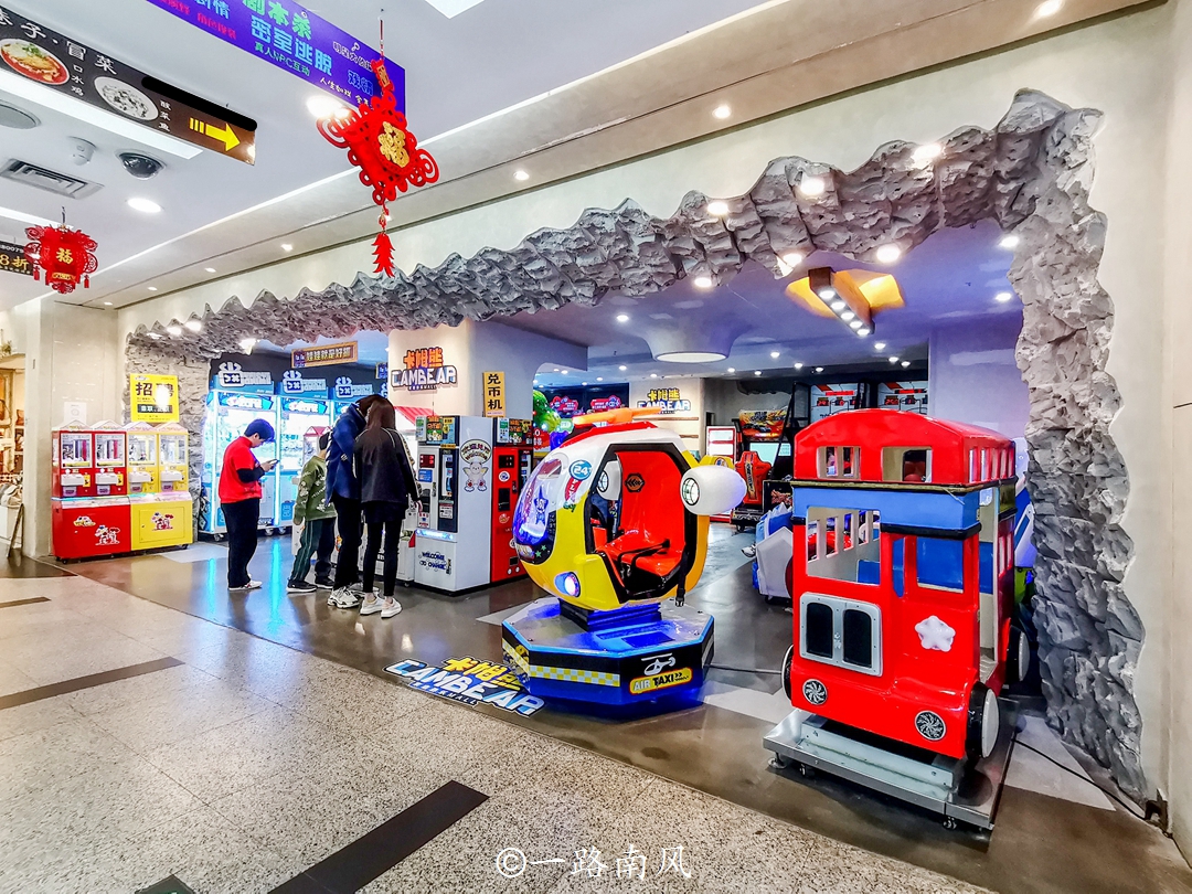 广州曾经的繁华已不复存在,广州公园前地下商场