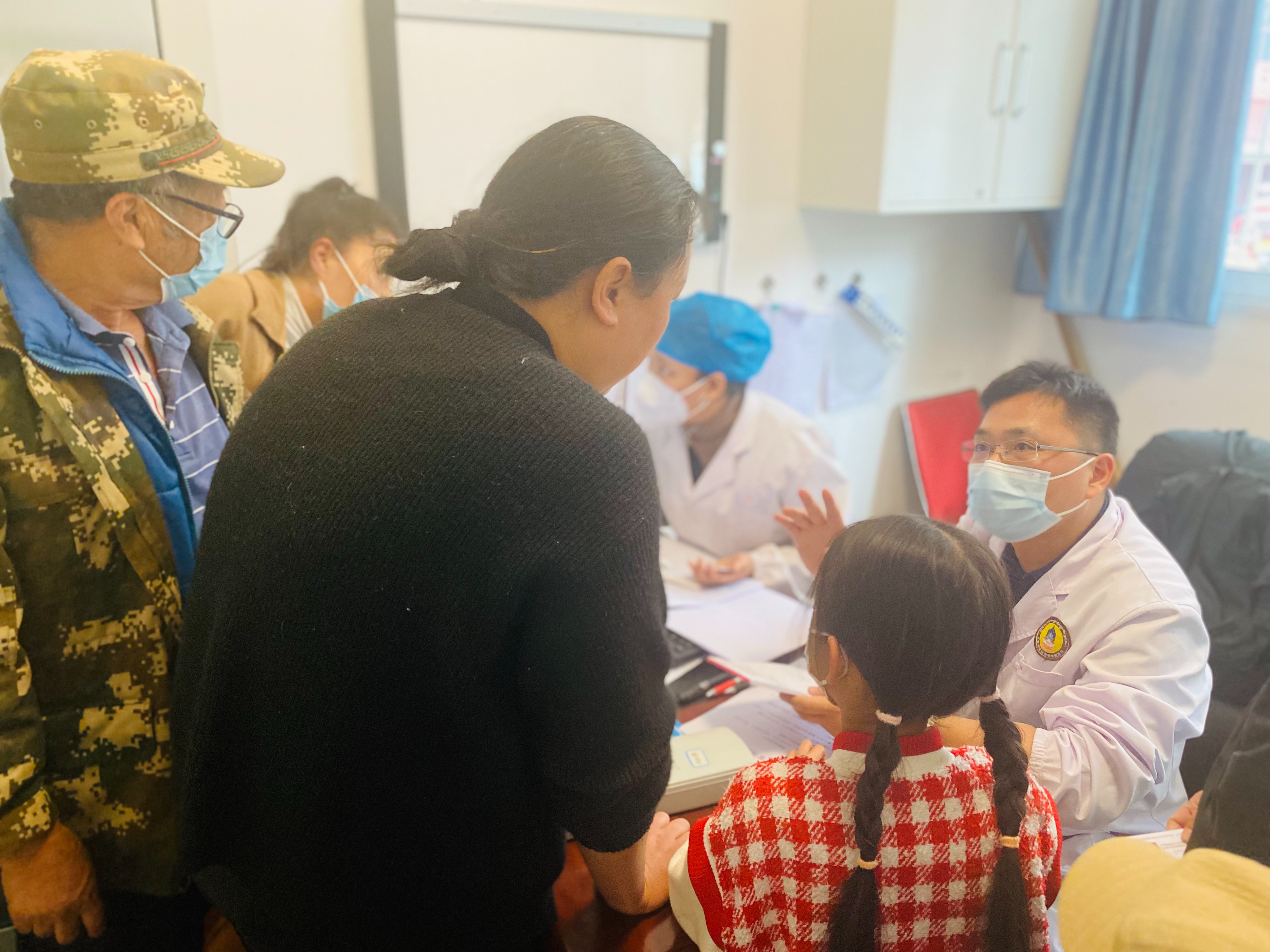 上海电信聚焦医疗、教育、产业、信息化等推动四川木里乡村振兴