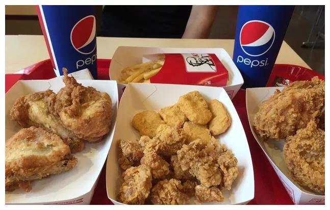 桑德斯创业成功的关键要素,桑德斯创业成功的关键是什么