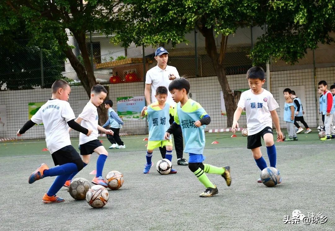 少年当自强足球,少年当自强篮球操