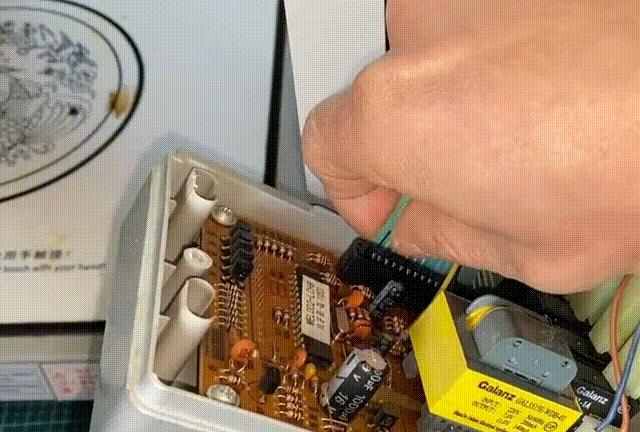 微波炉启动按键失灵其它按键正常,美的微波炉按键失灵是什么原因