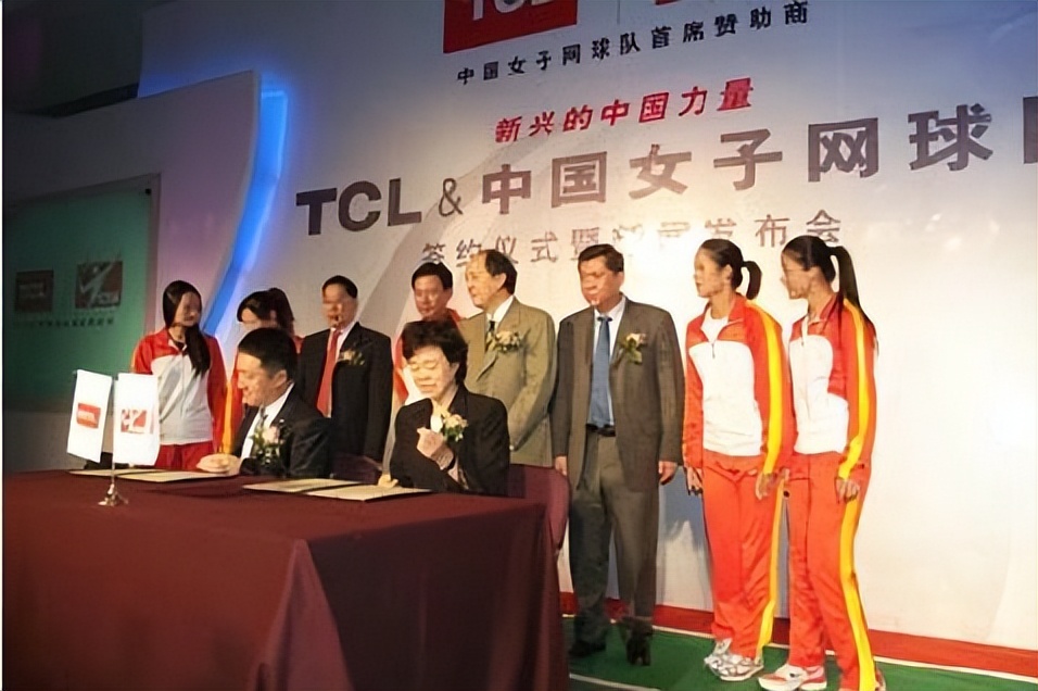 深度解读TCL洗衣机Q10的核心优点：双筒分区、变频减震、洗烘一体