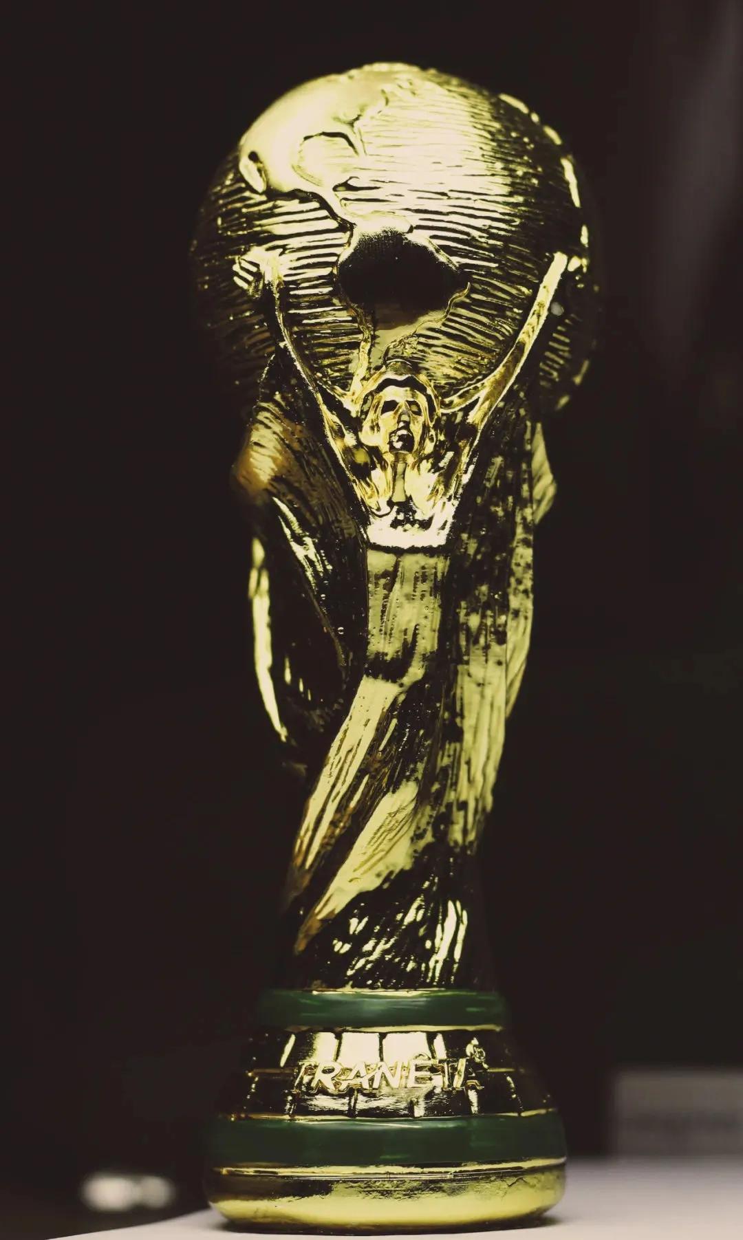 足球的魅力不仅仅是胜负还有精神,足球的魅力就是有输有赢