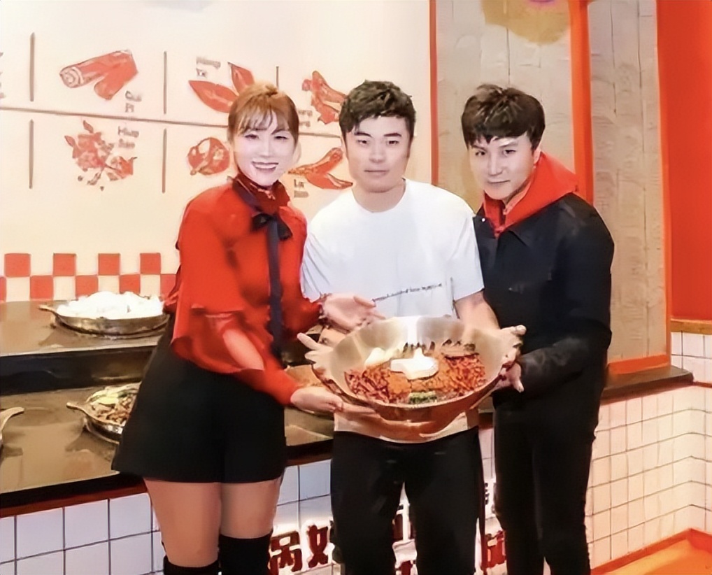 成本4块卖20利润率多少,成本4块卖4块怎么赚钱