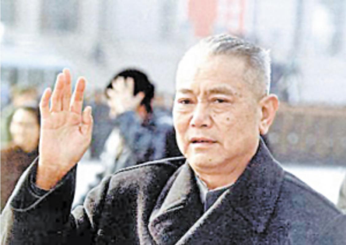 1954年，*先念李**向毛主席提了一个请求，毛主席：见面就给我出难题