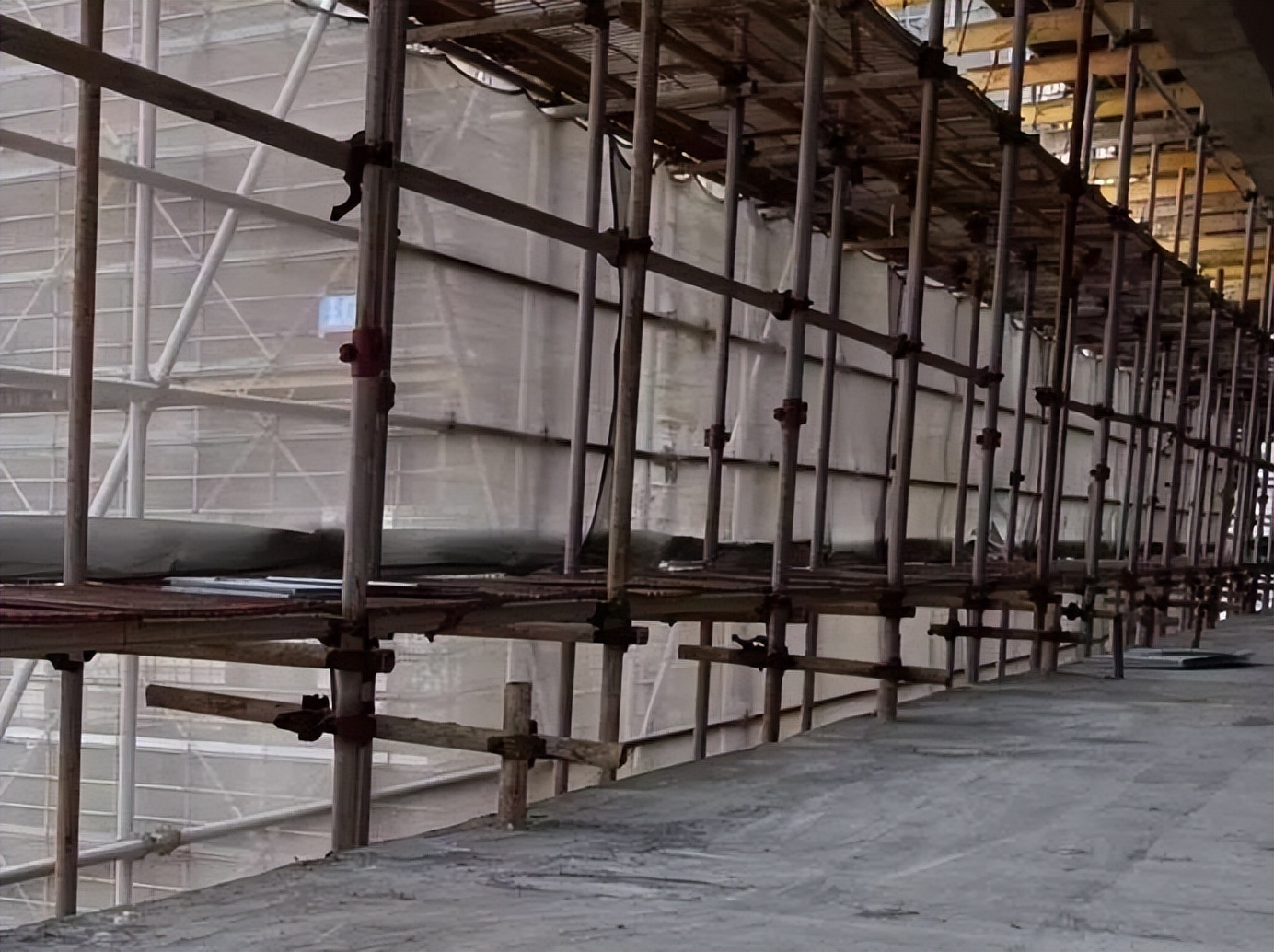 脚手架工程隐患识别图集,脚手架工程安全隐患图片讲解