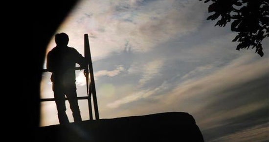 1965年江苏25岁小伙隐居深山，45年后获救时问：毛主席身体还好吗