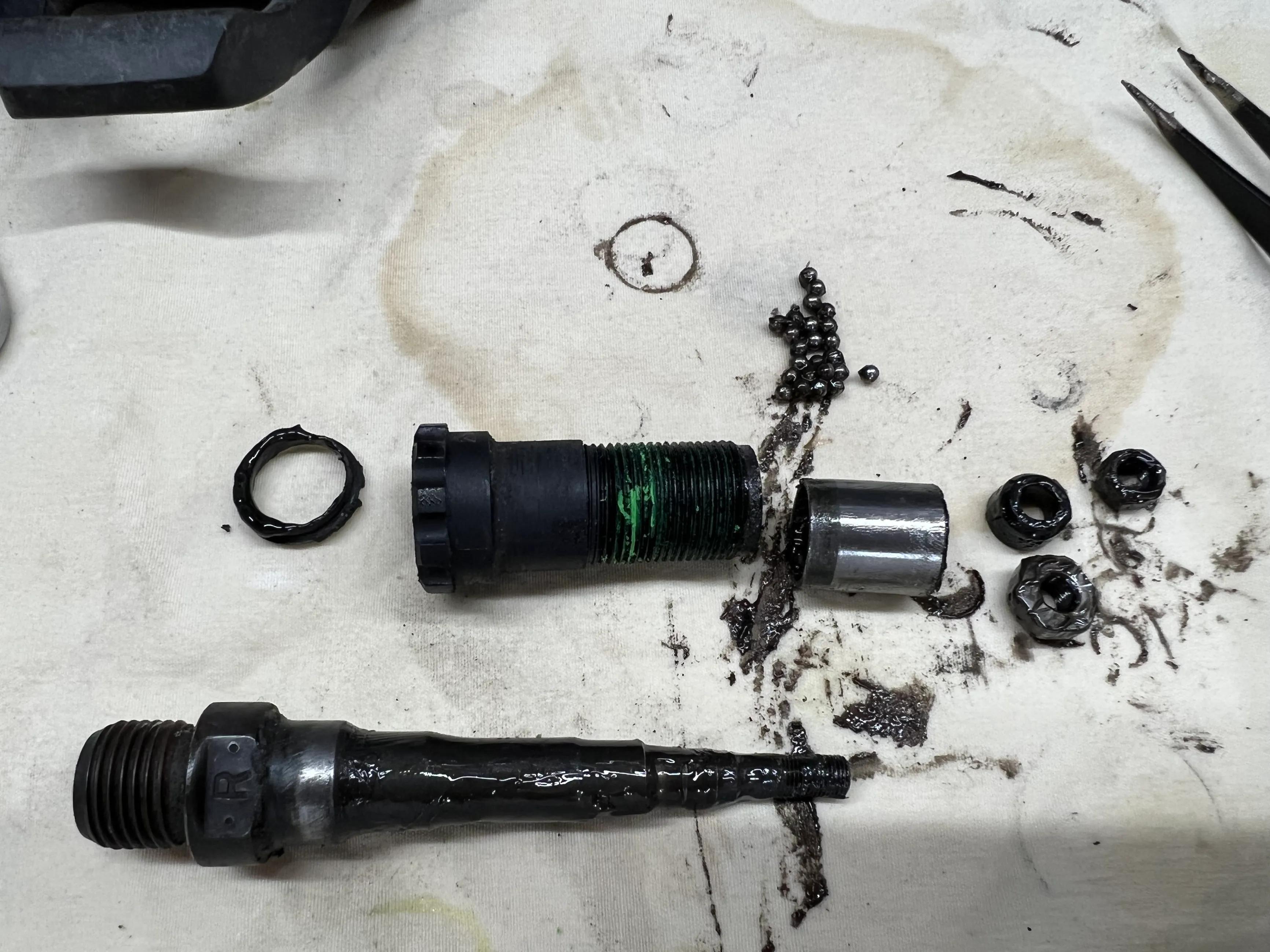 禧玛诺后轴塔基拆卸保养,禧玛诺保养油的正确用法