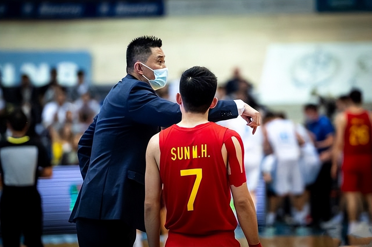 杨瀚森亚预赛失误,男篮亚青赛杨翰森vs日本