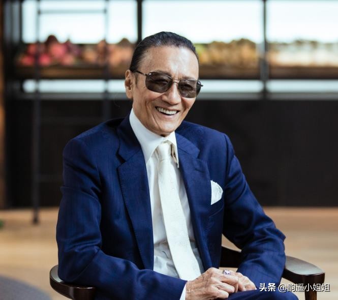 谢贤赌博欠债被抓,谢贤演赌神被扔下楼