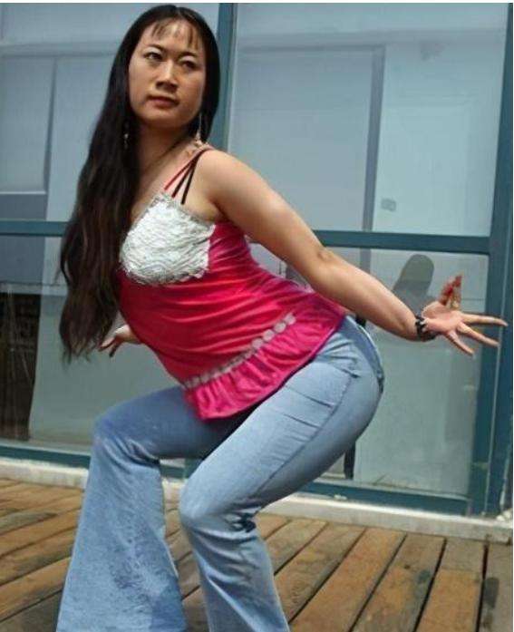 5个因网络而爆红的普通人，有人敛财手段恶劣，有人成为励志女王