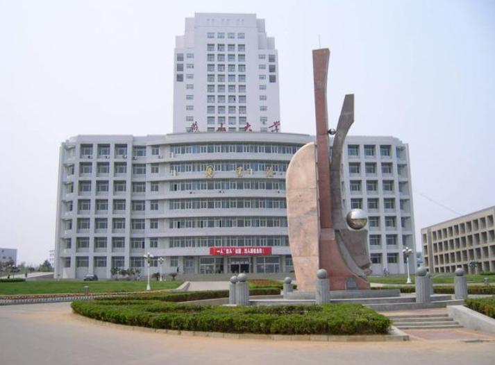 燕山大学在10省招生“爆冷”，最高暴跌18万位次，其中另有蹊跷