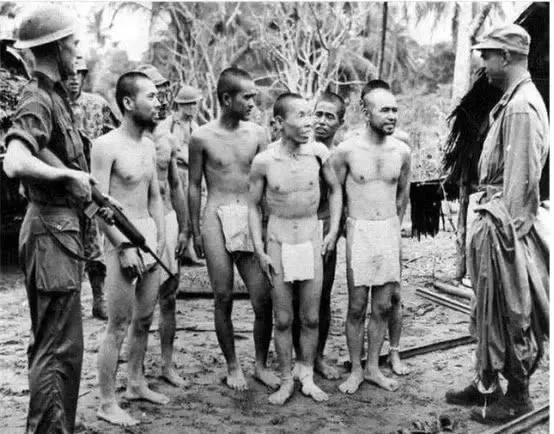 二战日本军人的尿片裤为何讲究而个性？