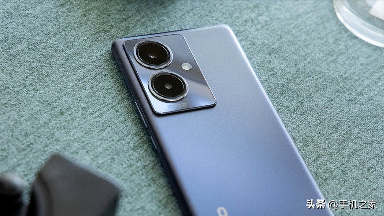 vivoy78的体验,vivoy78直面屏手机值得买吗