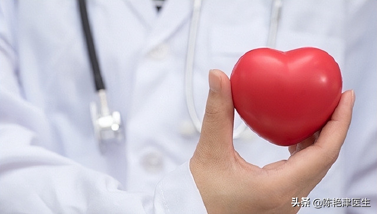 年轻妈妈妊娠纹严重的肚子照片,13岁女孩肚子爬满妊娠纹吓到妈妈