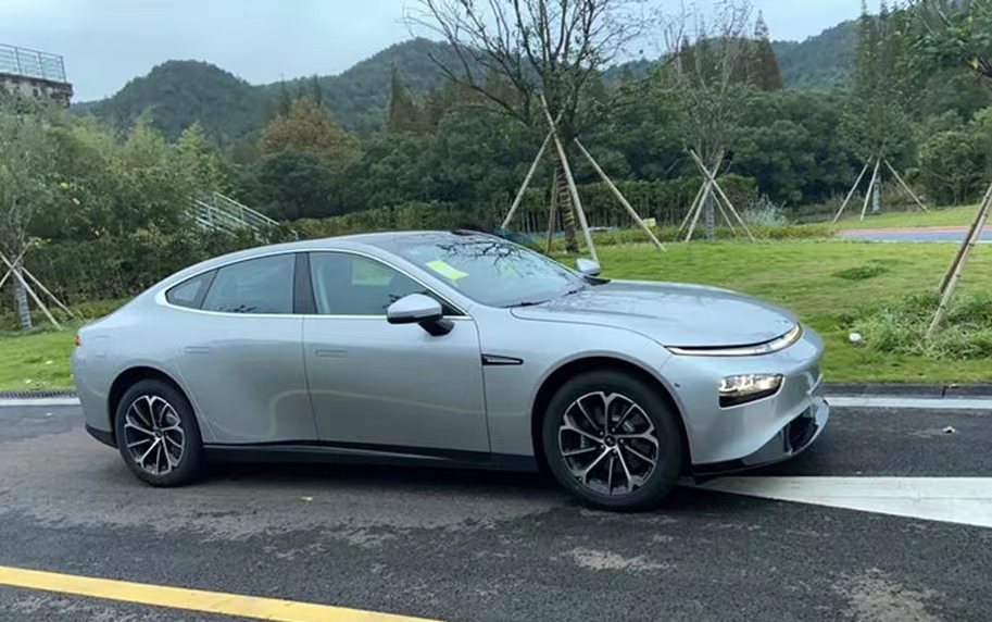 上牌费收1500合理吗,4s店买车上牌1500