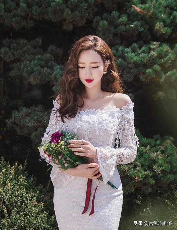 满满浪漫气息的婚纱,清新极简婚纱照