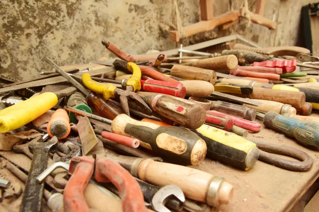 长葛一“能人”：做鲁班凳、木牛流马“一绝”！造的二胡“争着要”！