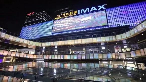 上海五角场，超级人气王！诠释什么是流量就是行走的人民币