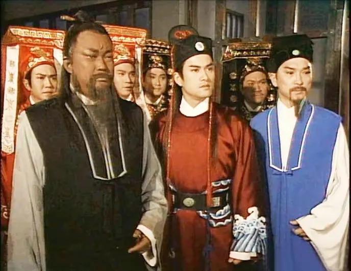 少年包青天公孙策和展昭谈小仙女,少年包青天展昭找到失明的公孙策