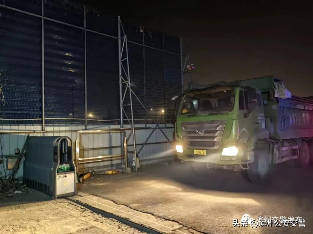 超载罚款1000扣6分管多久,超载罚款200扣一分是超载多少范围