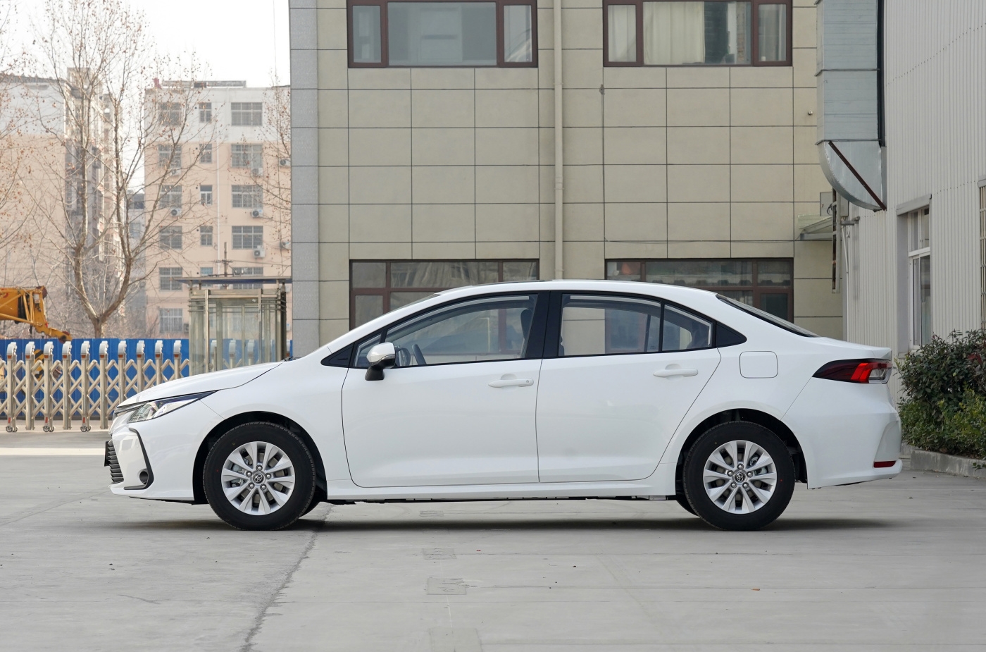 只说缺点的车评哈弗,只说缺点卡罗拉