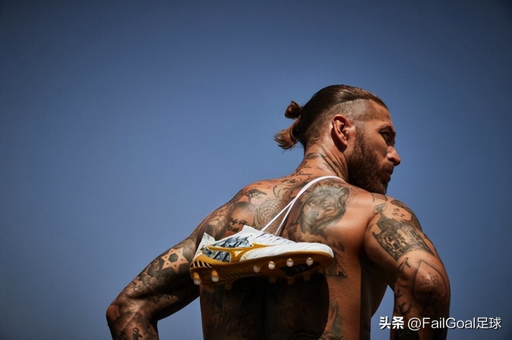 美津浓公认的最好的一款足球鞋,美津浓拉莫斯签名鞋