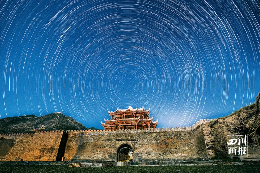 松潘古城好玩吗,松潘古城里的美景