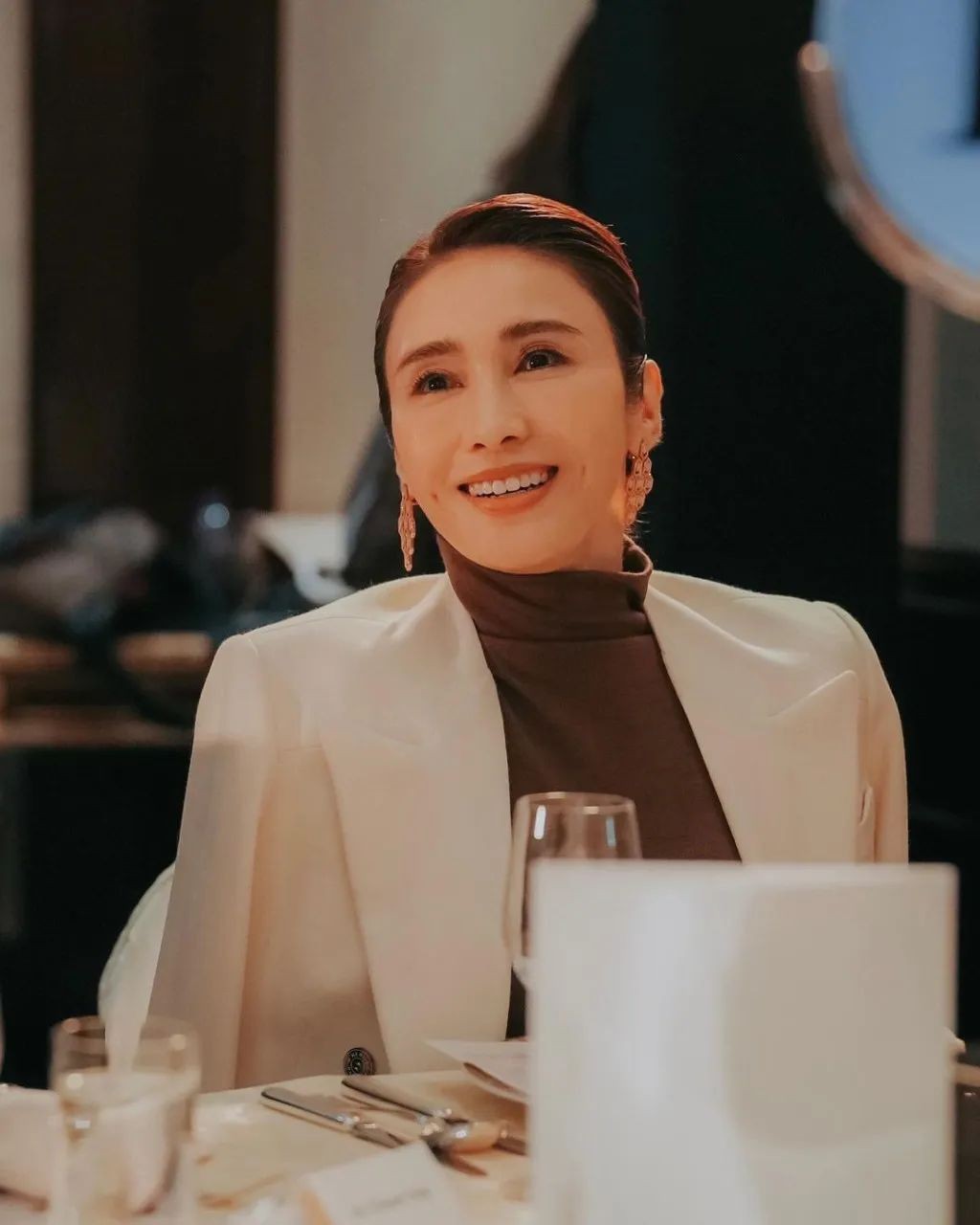 最不务正业的十个明星,不务正业的4个明星