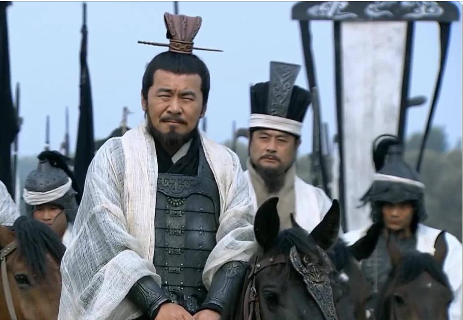 三国吕布大丈夫能屈能伸,三国吕布战群雄