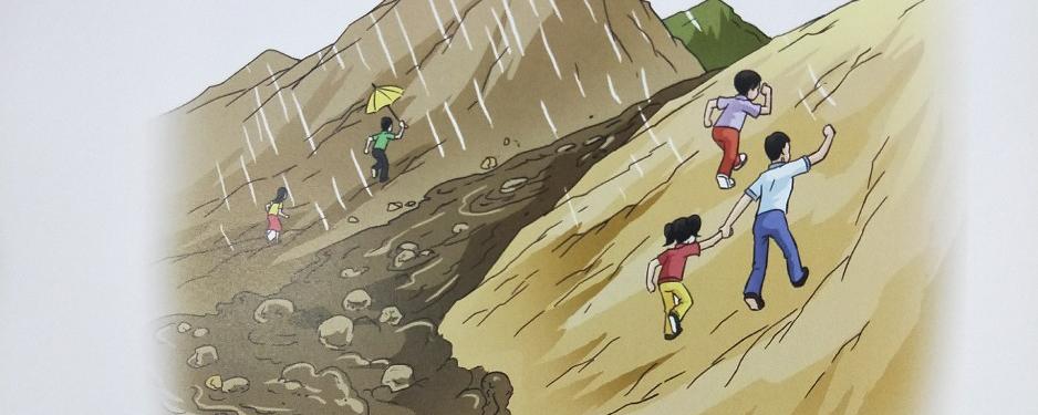 居然傻呆呆在拍，还不赶紧逃命？吉尔吉斯斯坦冰川崩塌：太可怕了