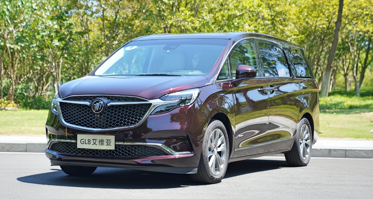 别克gl82.0t9at,别克gl8陆地公务舱智享型预算5万