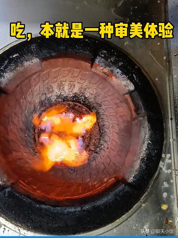 “外卖盒饭的青菜最好别吃”遭群嘲：某些餐馆的生财之道实在可耻