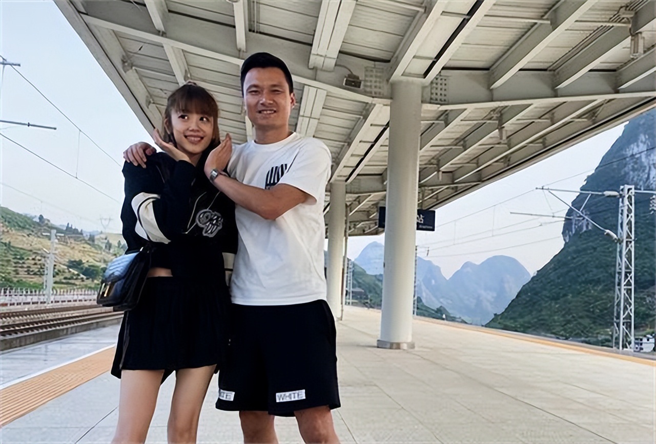 郜林妻子个人资料简介,郜林的妻子简介