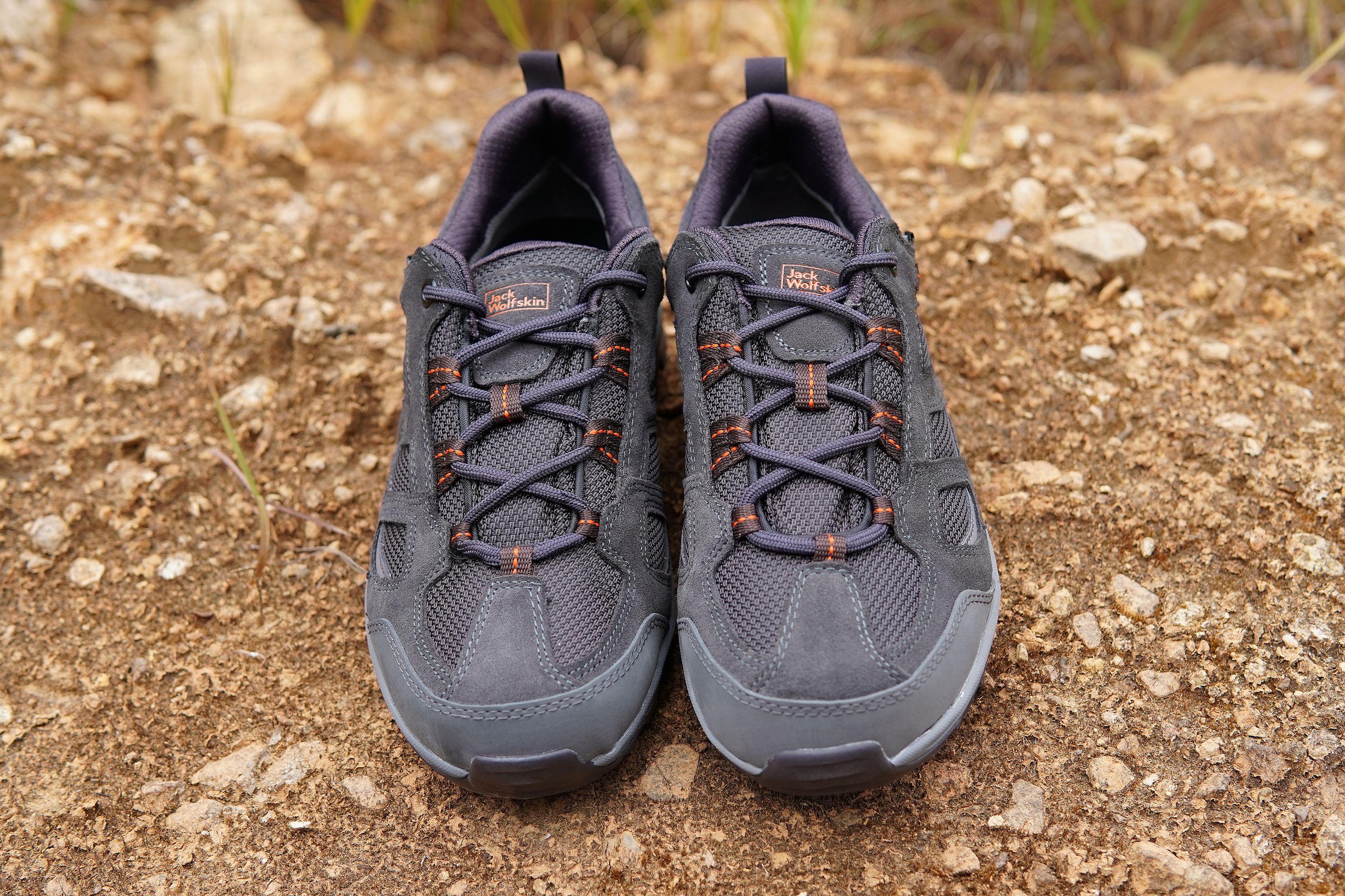 防水防油抓地力强的鞋,防水抓地性强而且轻的鞋