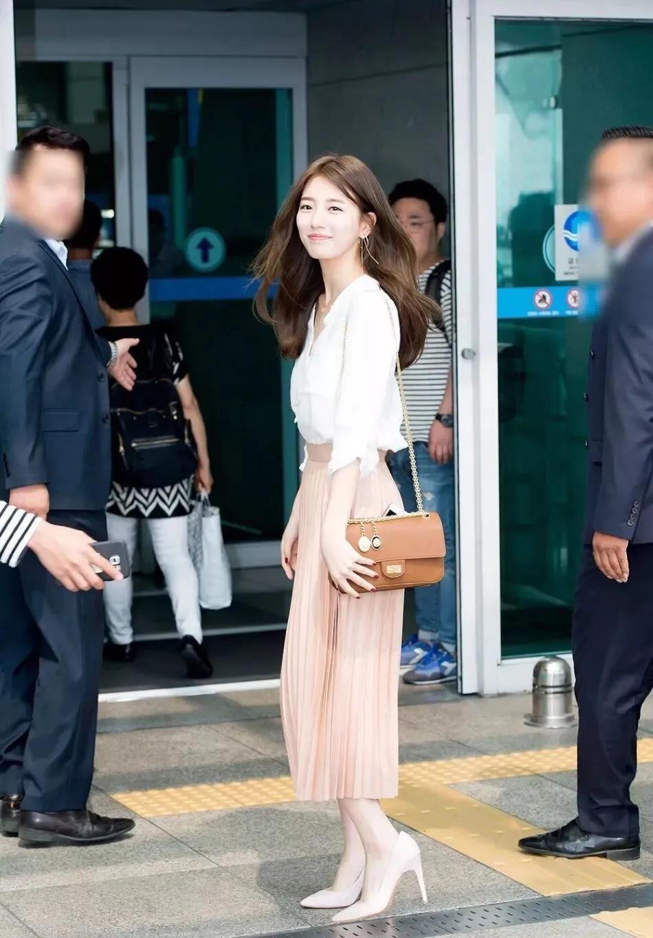 韩国女明星裴秀智唱歌,韩国人气女歌手裴秀智