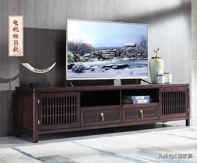 新中式电视柜两边放什么最好,新中式电视柜款式效果图