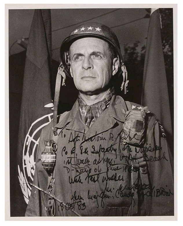 朝鲜战场美国老兵接受采访,外国记者在抗日战争采访中国军人