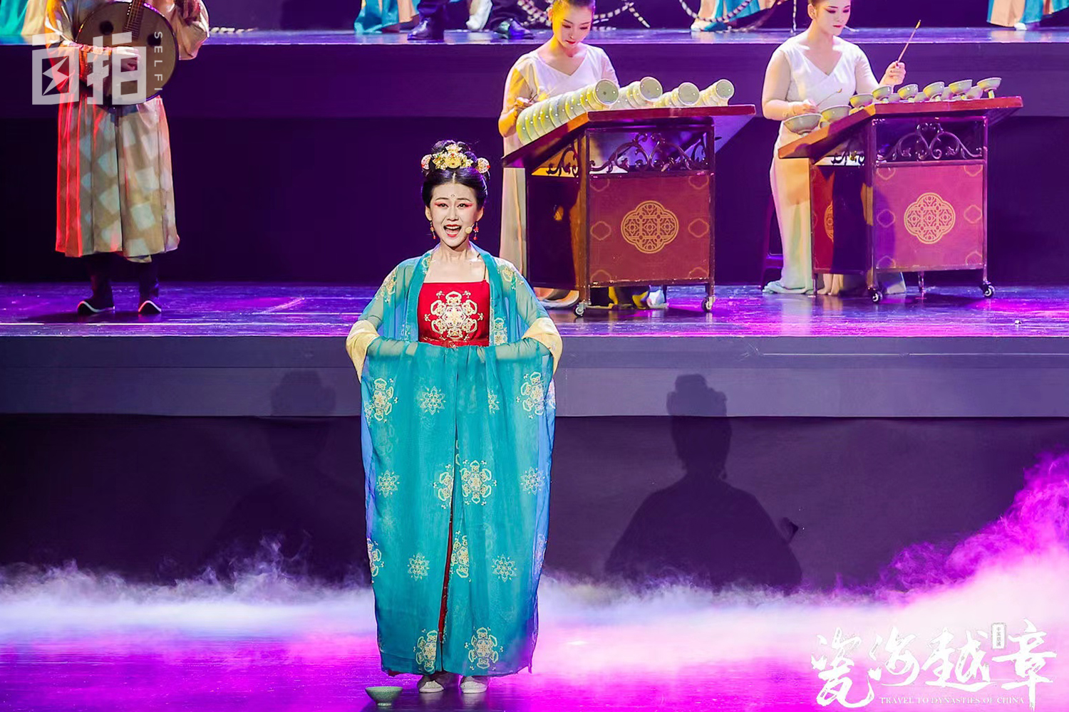 我，美国名校毕业，辞去白领工作，靠当群演养活自己