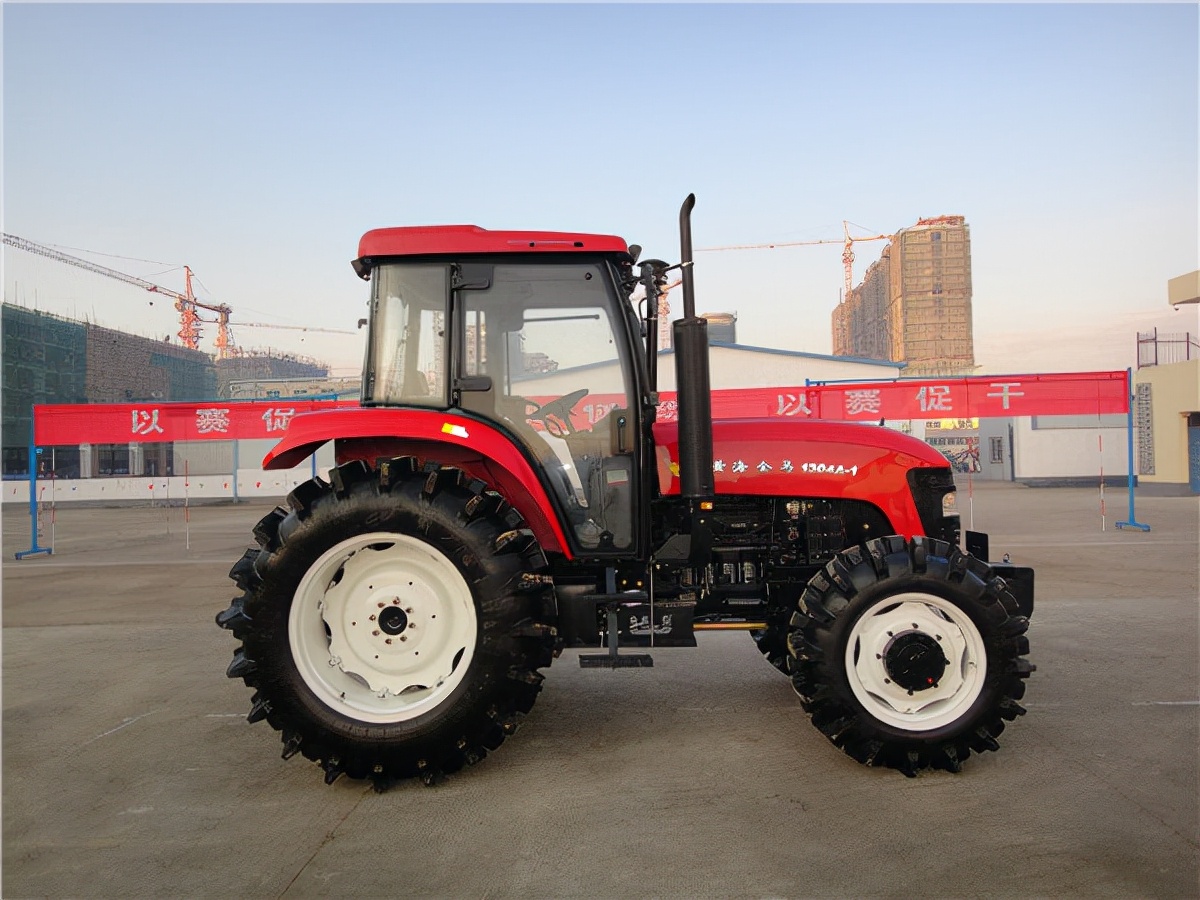东方红拖拉机销量冠军,东方红常发拖拉机哪个好