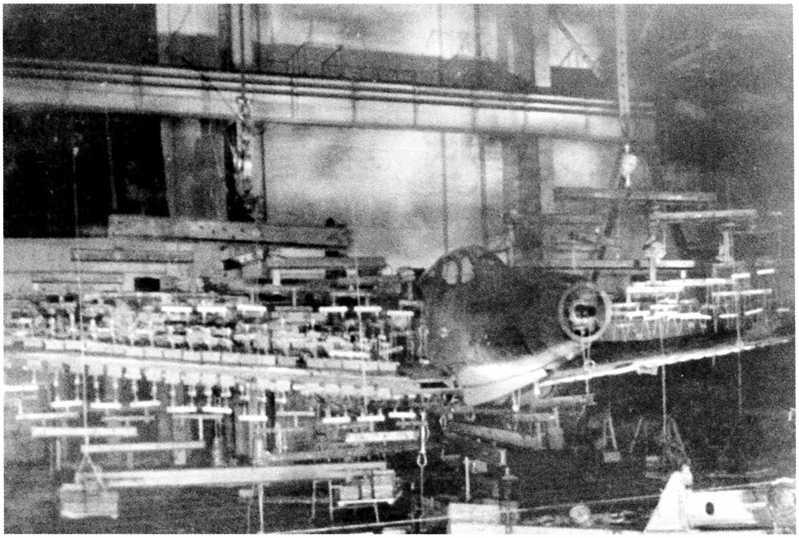 俄罗斯战机眼镜蛇机动,f22战斗机眼镜蛇