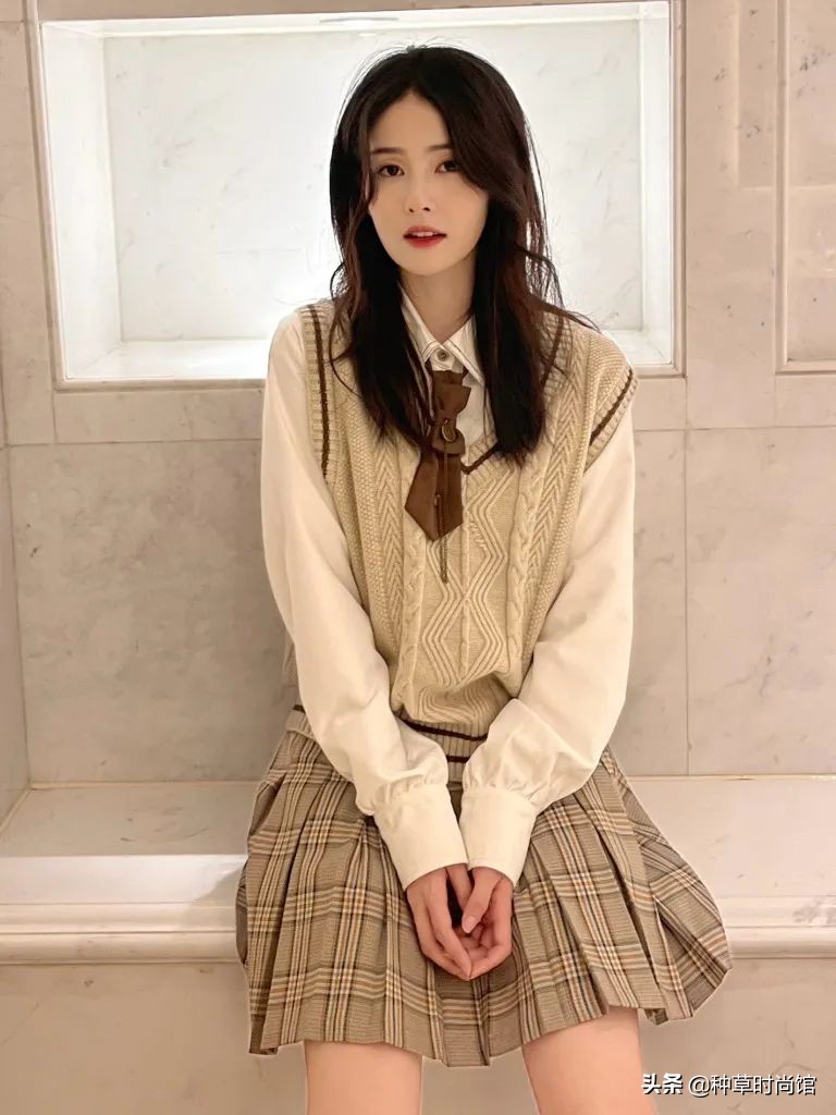 扁平脸淡颜变美思路,苦相女生长相怎么微调