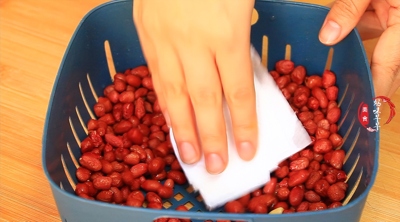 用眼过度必吃护眼食物,七种食物越吃眼睛越明亮你知道吗