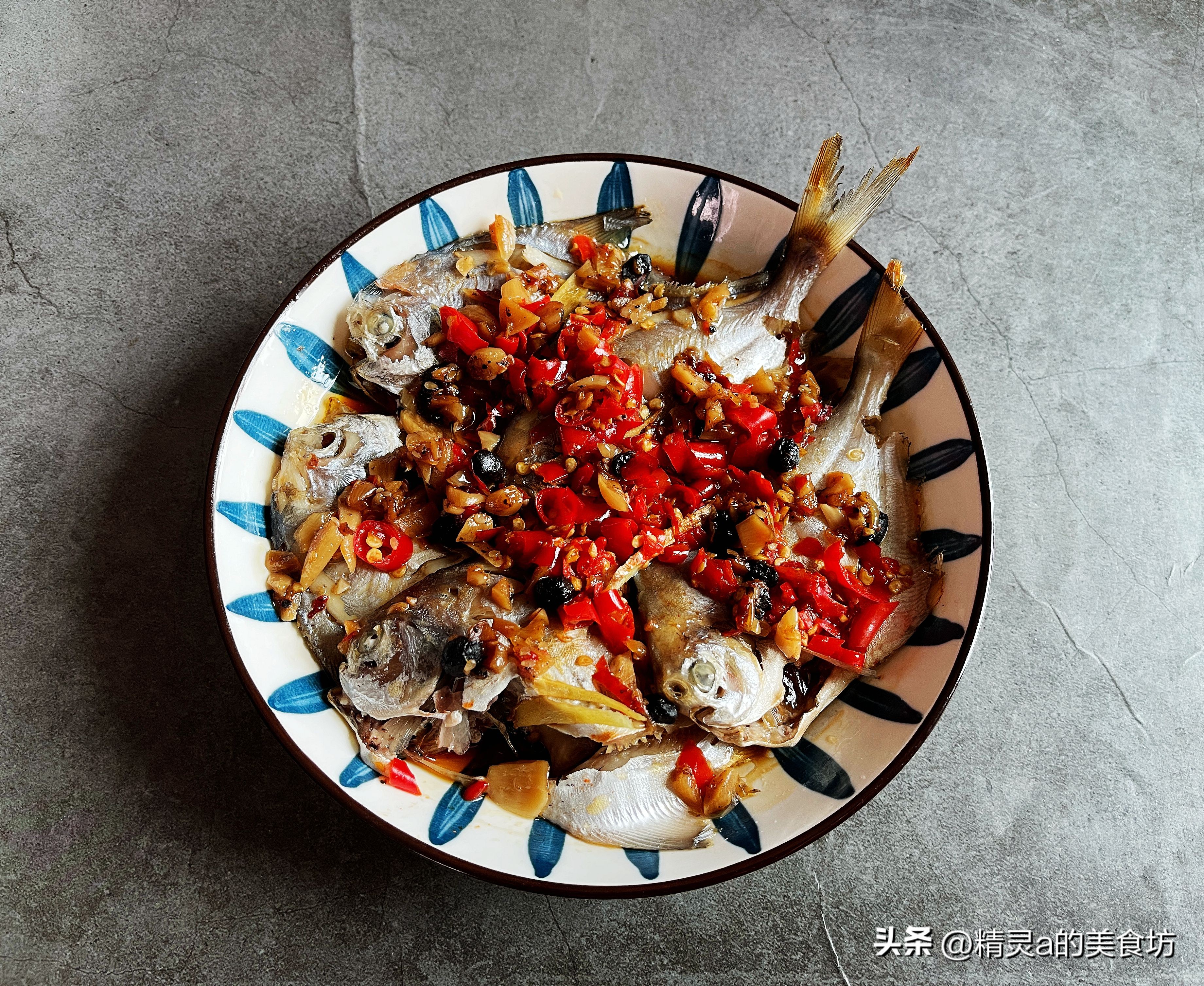 妈妈主厨的病号餐：营养土鸡汤配4道菜，网友：被宠爱的感觉真好