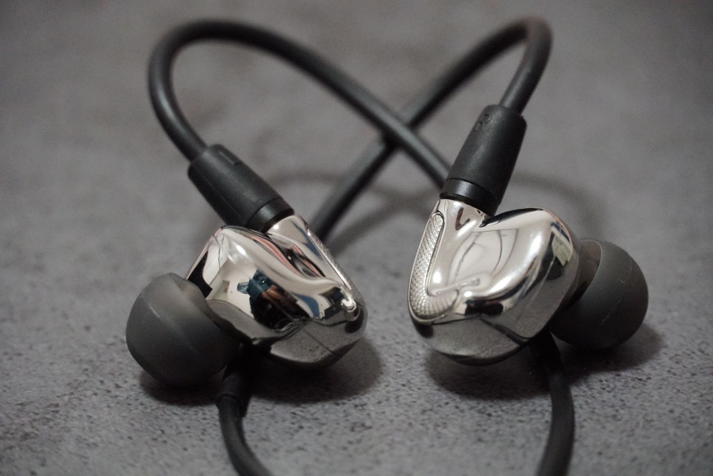 想起哪个就写哪个：2022上半年，中国市场高音质耳机观察与图鉴