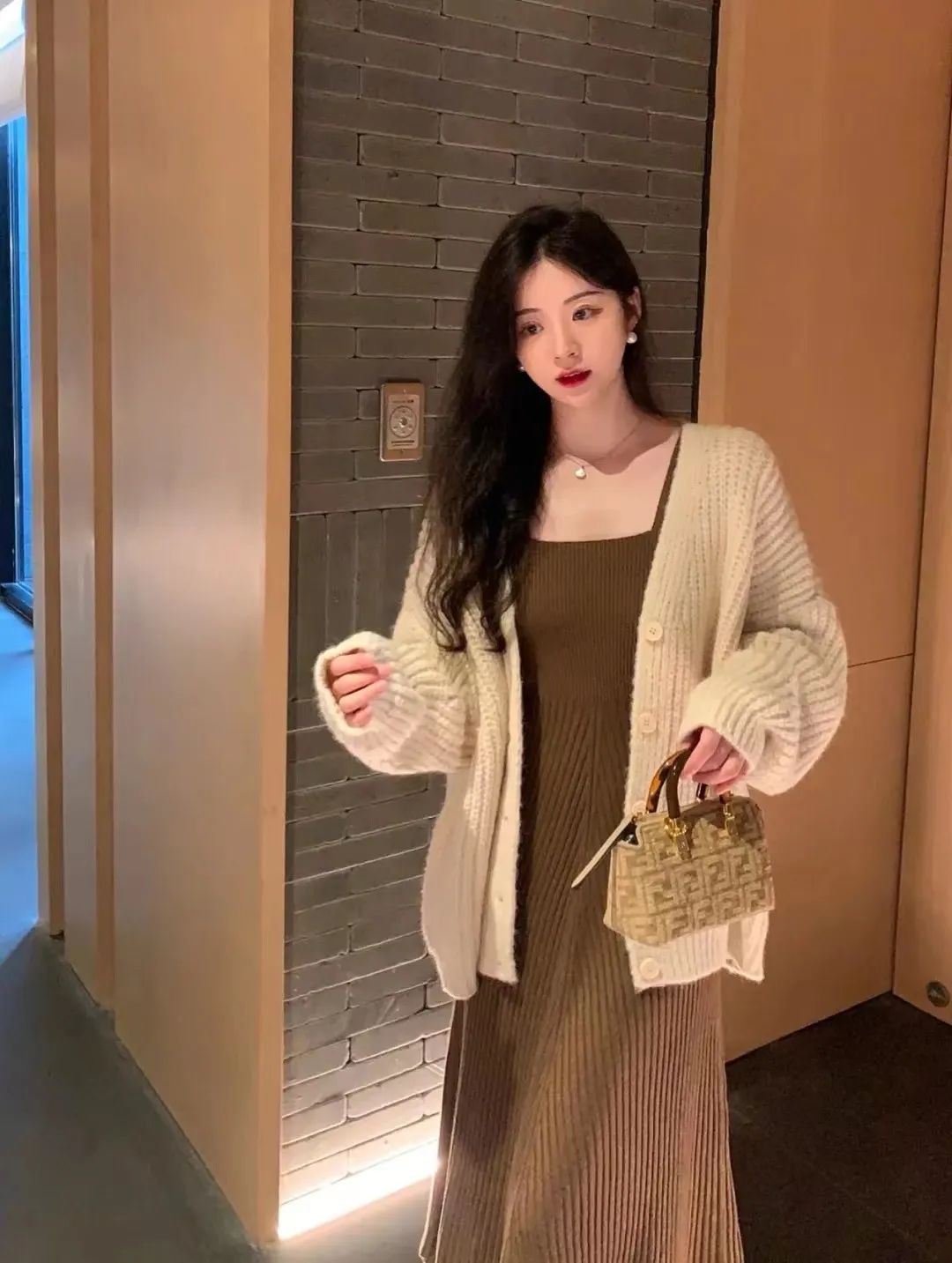 松弛感女生都有哪些特征,女生的松弛感是如何养成的