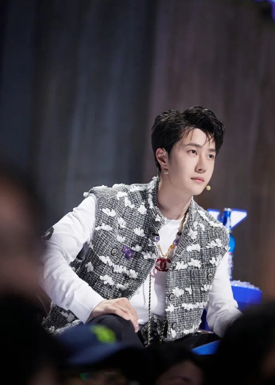 入秋穿搭牛仔马甲,适合秋日穿搭的马甲